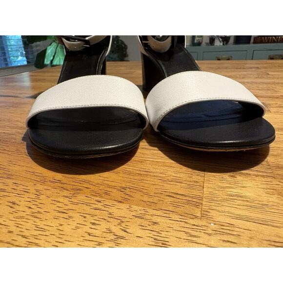 KATE SPADE Size 10 Strappy Open Toe Block Heel White and Black Quiet Luxury - Picture 14 of 14